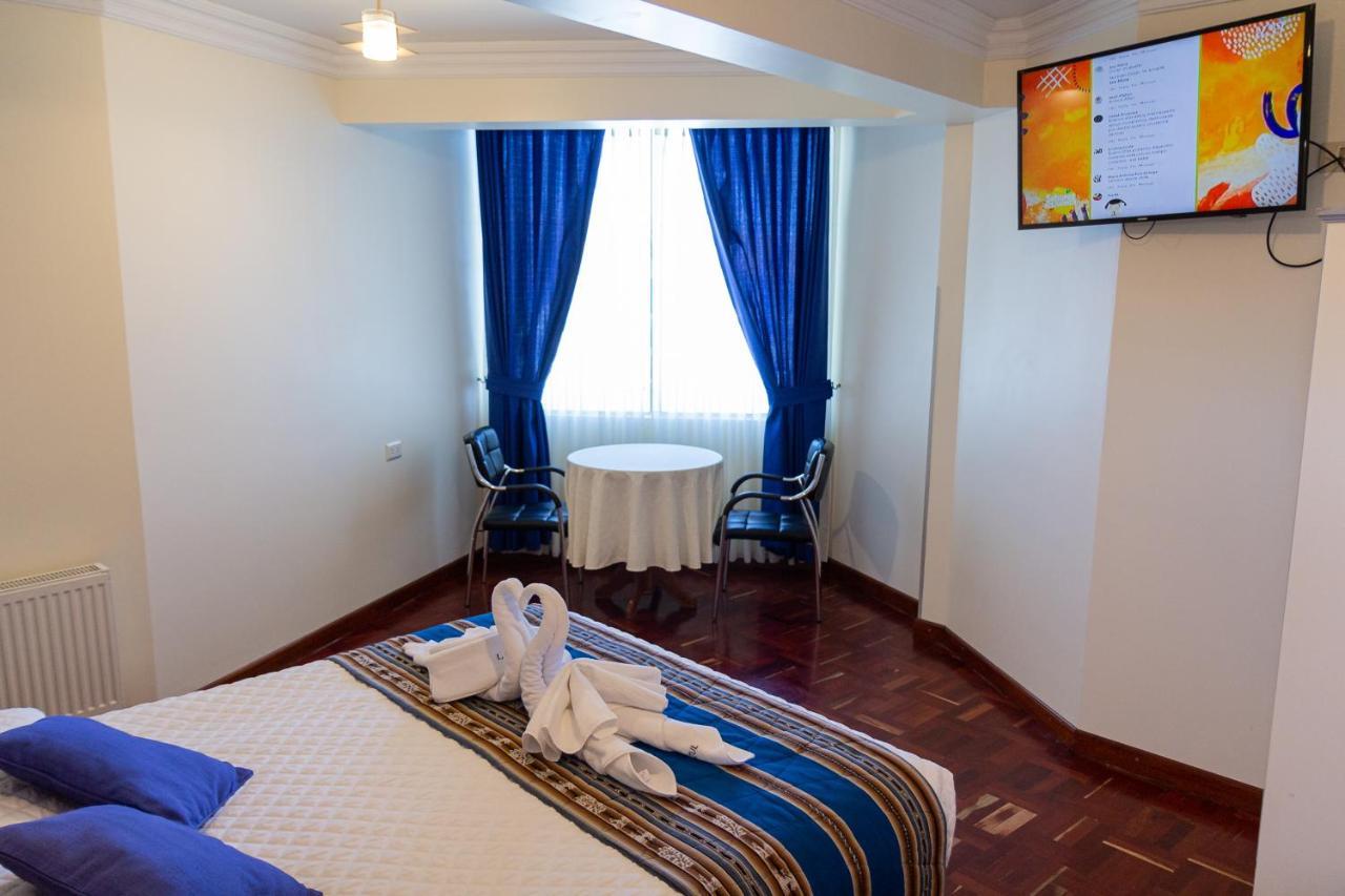 Hotel Lago Azul Copacabana  Eksteriør billede