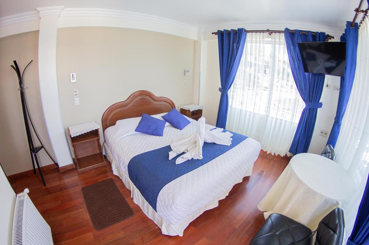 Hotel Lago Azul Copacabana  Værelse billede