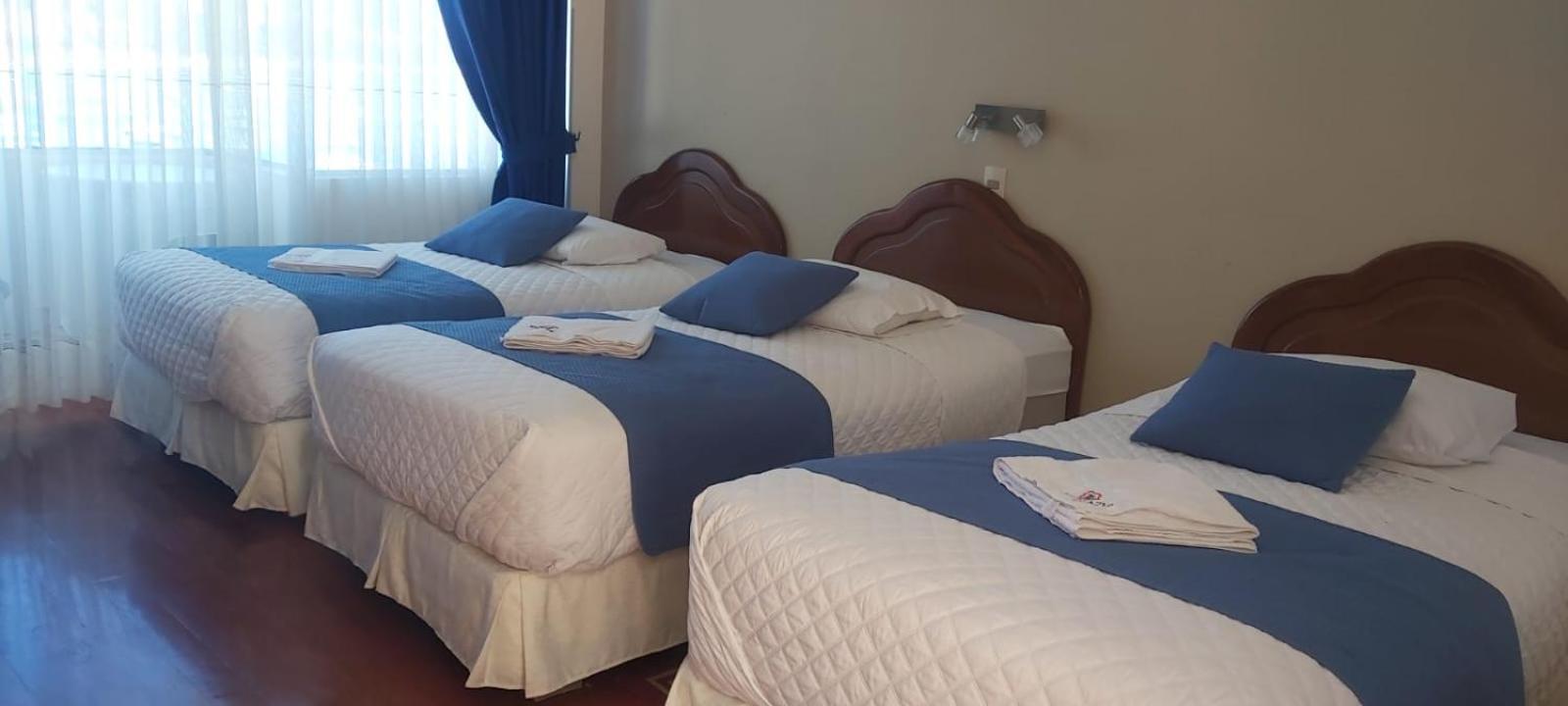 Hotel Lago Azul Copacabana  Eksteriør billede